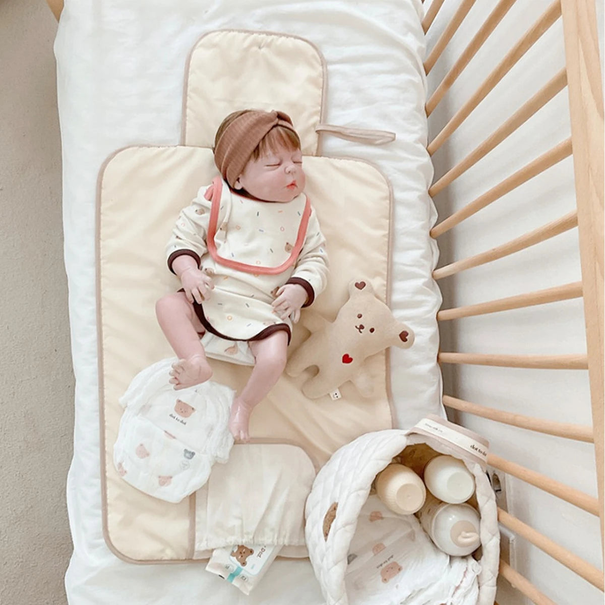 BabyShield™ - Tapis de Changement Imperméable pour Nourrisson, Protection de Matelas - Bébé Ange