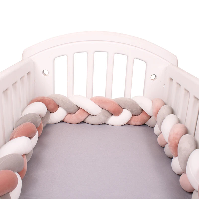 CosyNest™ - Tour de Lit Tressé pour Bébé, Protection et Décoration de Berceau - Bébé Ange